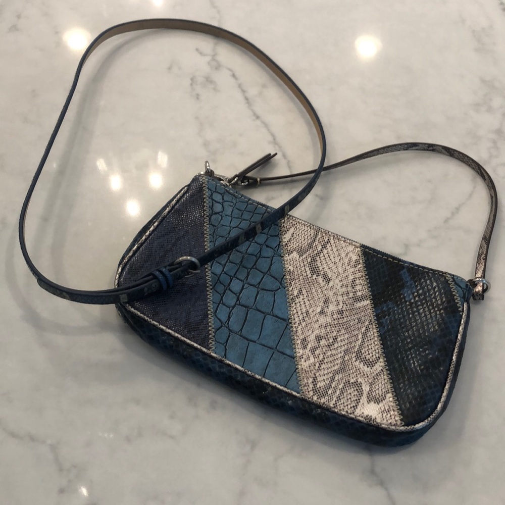 NWOT Faux Snakeskin/Croc Blue & Silver Purse with Matching Belt